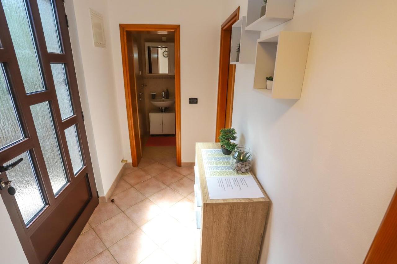 Apartment Nina With Private Pool Nova Vas  Buitenkant foto